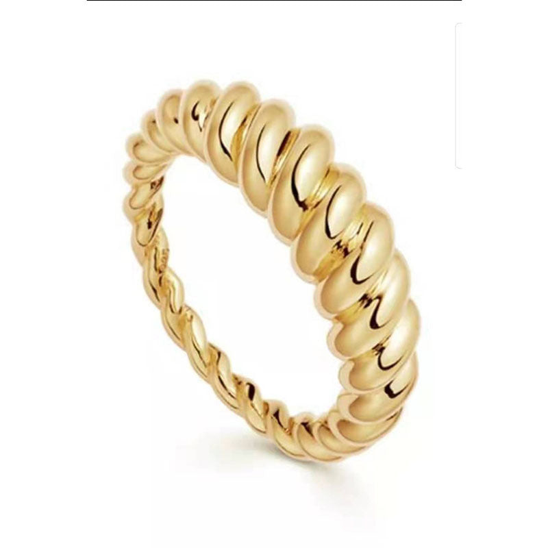 Exquisite Gold-plated Elegance Ring for Women