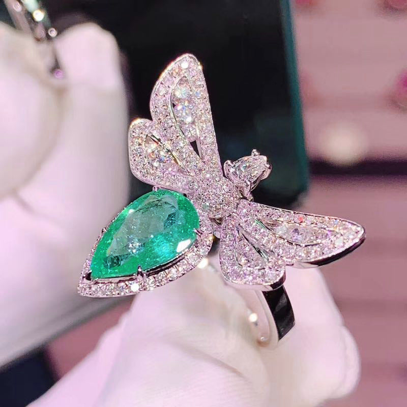 Emerald Shade Rectangular Ornate Ring