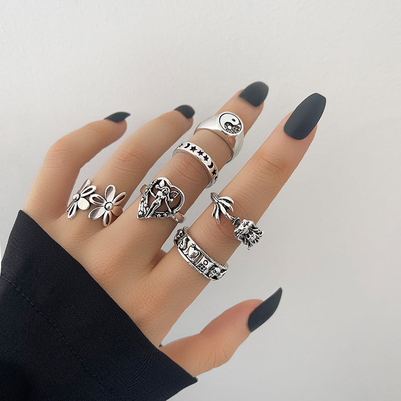 Chic Alloy Geometric Ring with Silver Finish
