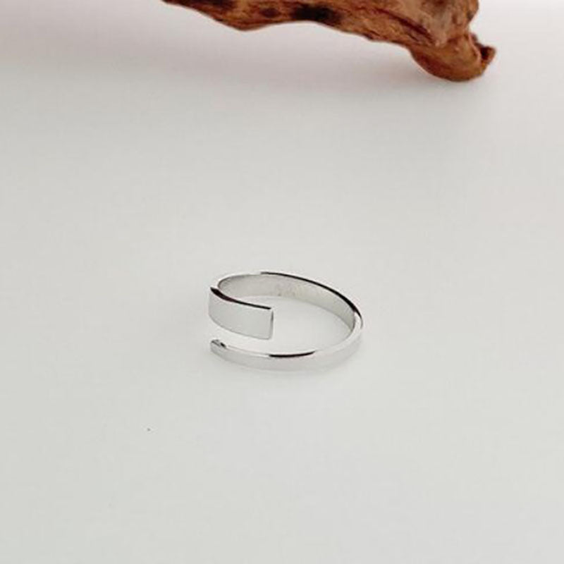 Bague de Design de Niche Minimaliste Ajustable avec Texture